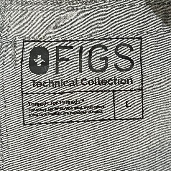 Men's Graphite Gray FIGS Scrubs Set - Cargo Scrub Pants & Scrub Top Large - Picture 3 of 7